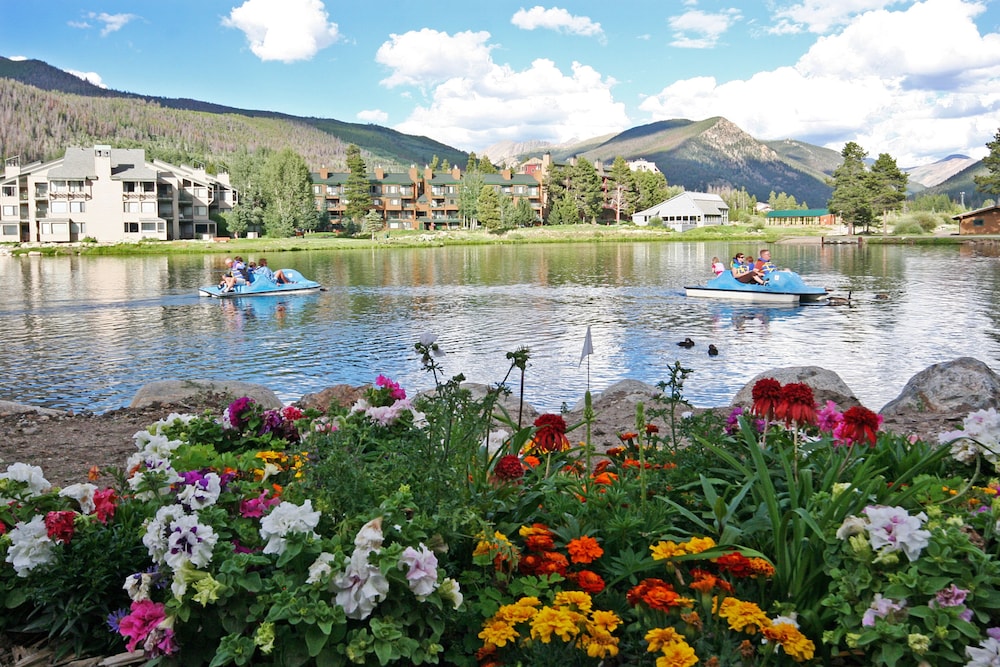 Summit County Vacations - Montezuma 1771 by SummitCove Vacation Lodging - Property Image 2