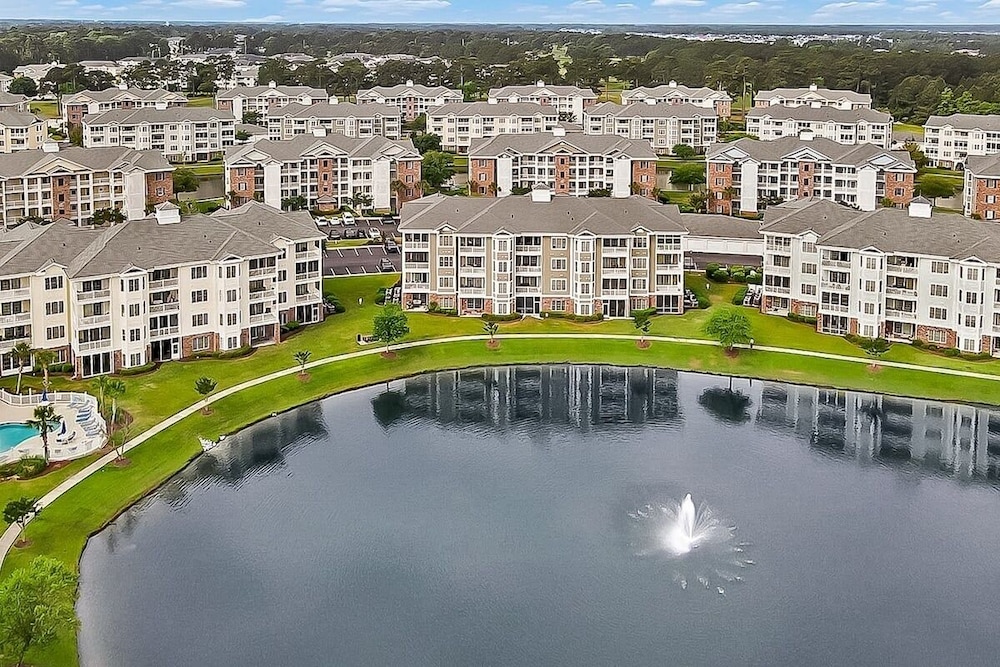 Magnolia Pointe Magnolia Lake 4820-303 2 Bedroom Condo