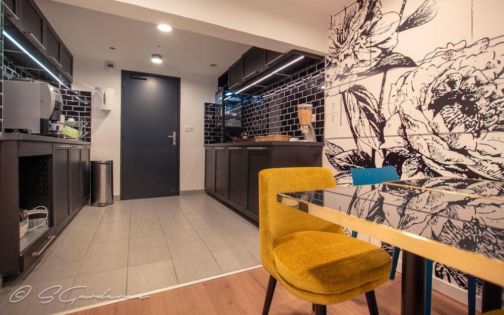 Pau Vacations - Hotel Montilleul - Property Image 14