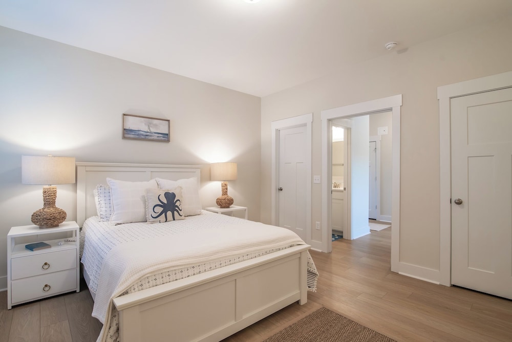 Lachicotte Vacation Rentals