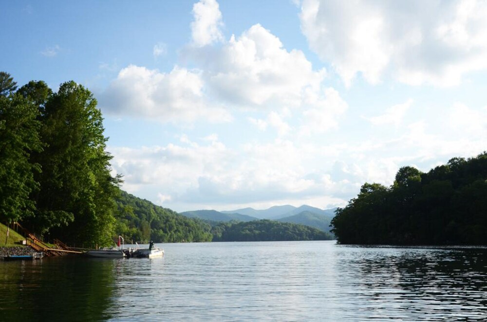 stayNantahala - Smoky Mountain Cabins