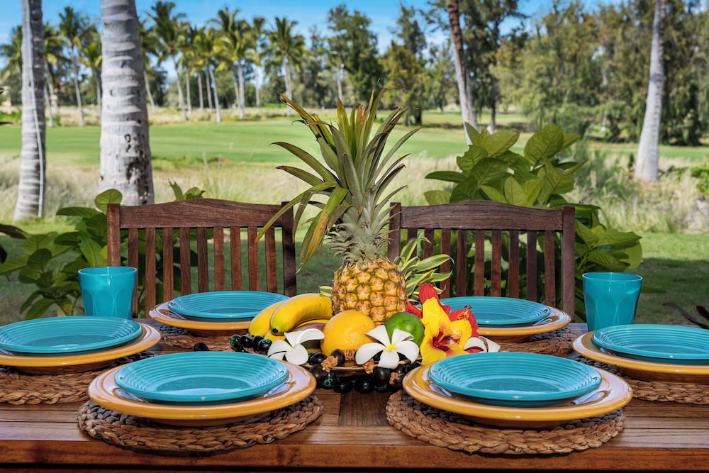 Golf View Villa - Concierge, Pools, Walk to Beach, Shops & Restaurants - Vrkcv