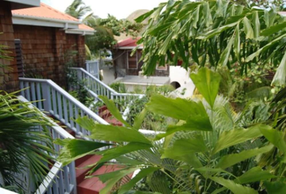 Fort Recovery Beachfront Villa & Suites Hotel