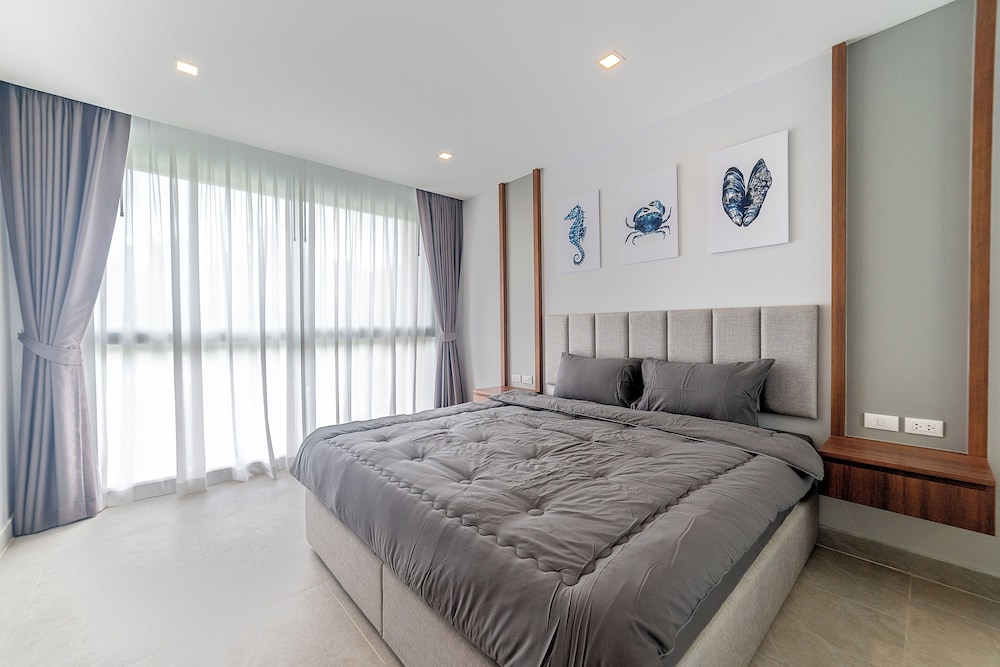 Blue Haven Bay Luxury Pool Villa view 3