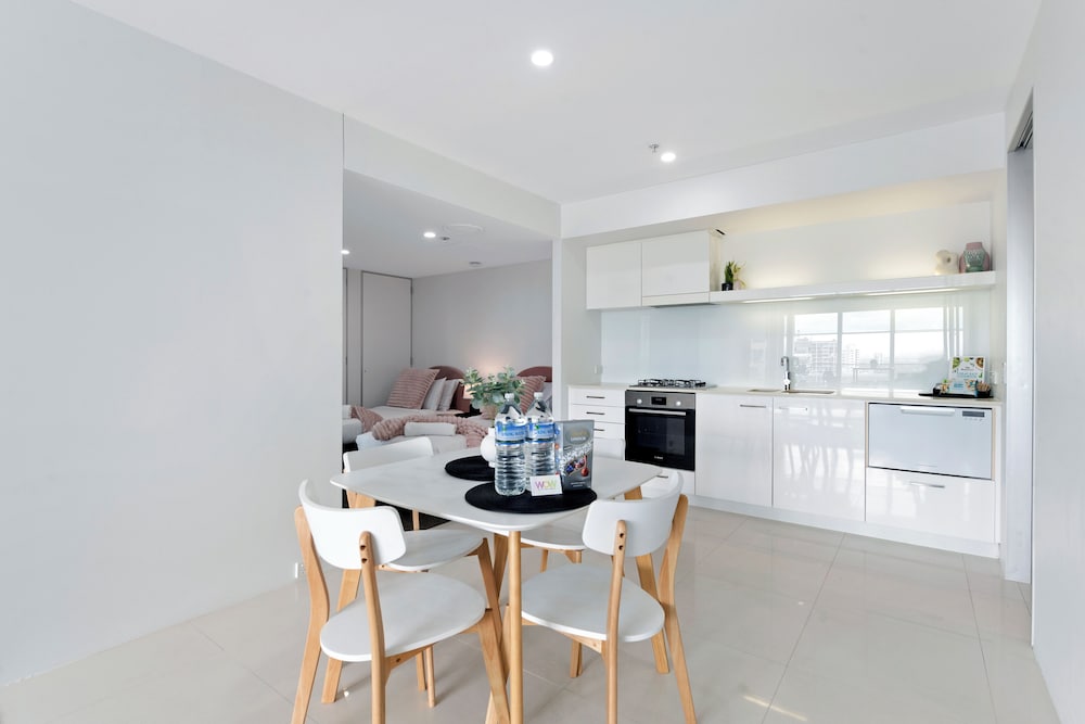Private Q Tower Apartments - Wow Stay