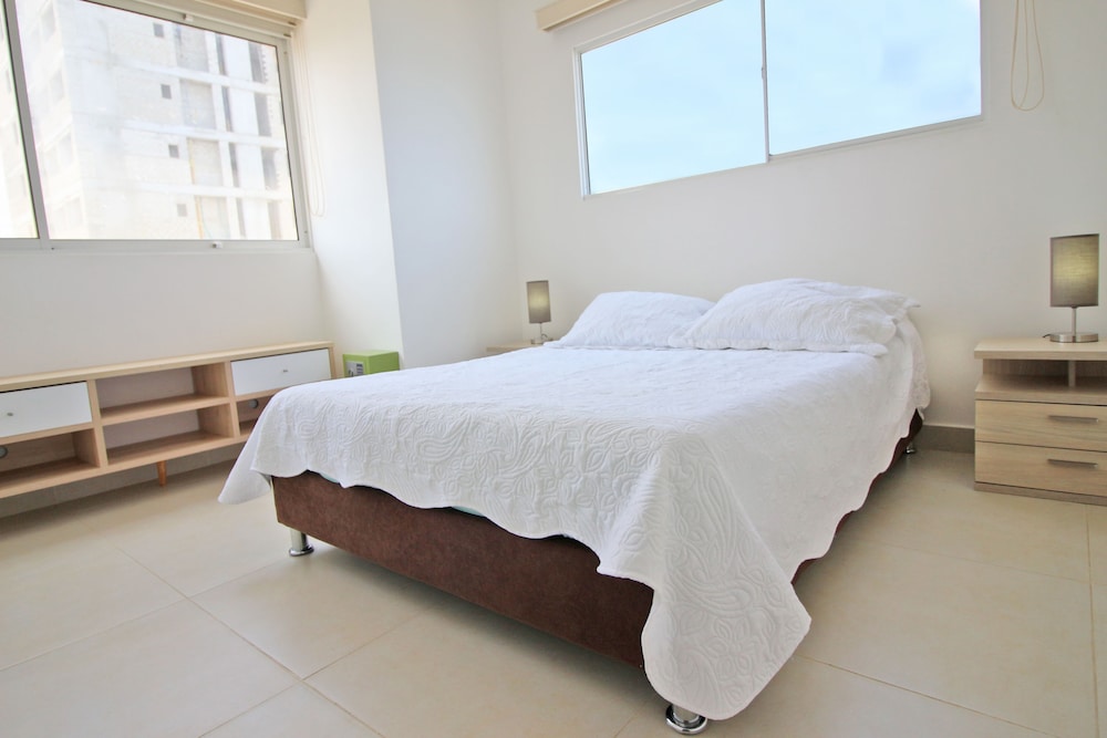 Apartamentos SOHO Elite - Frente al Mar