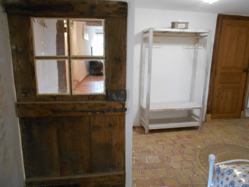 Photo 10