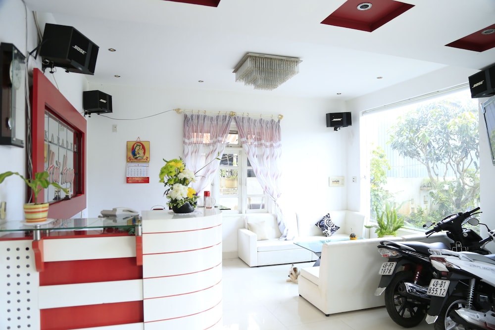 Hoai Huong Homestay