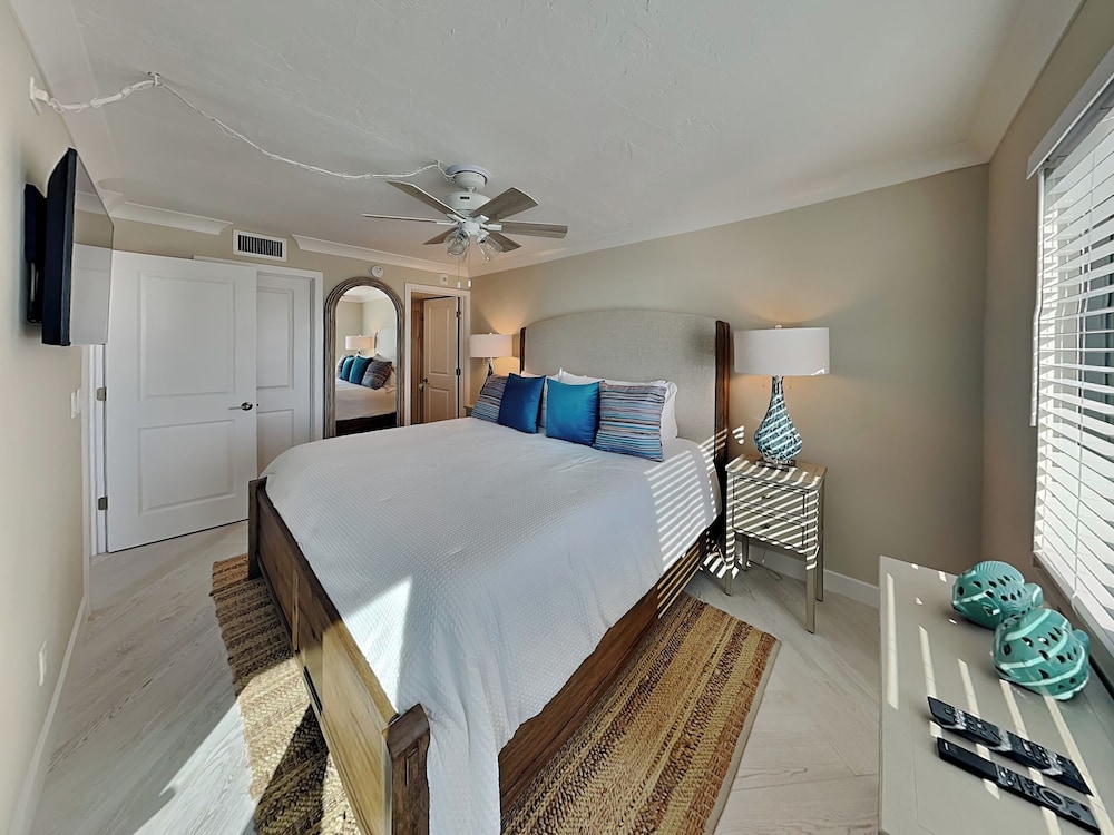 Seaside 1 by Distinctive Beach Rentals