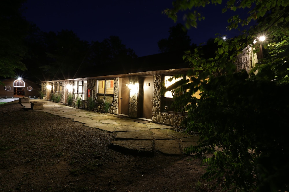 Footprints Resort