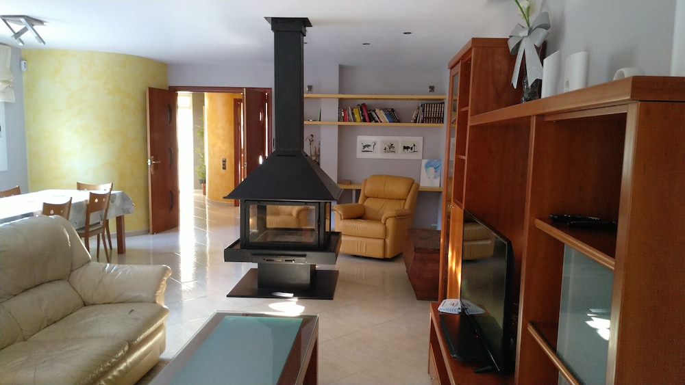 Villa Moles Near Beach, Port Aventura and Golf