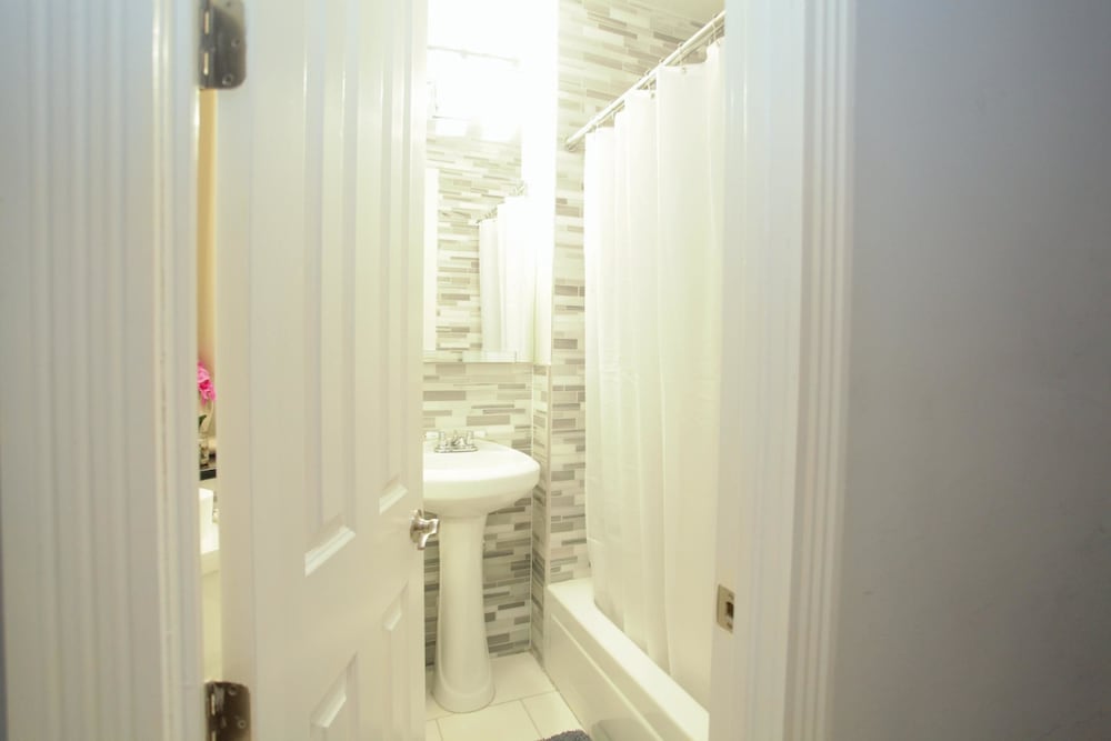 NY063 1 Bedroom Apartment By Senstay
