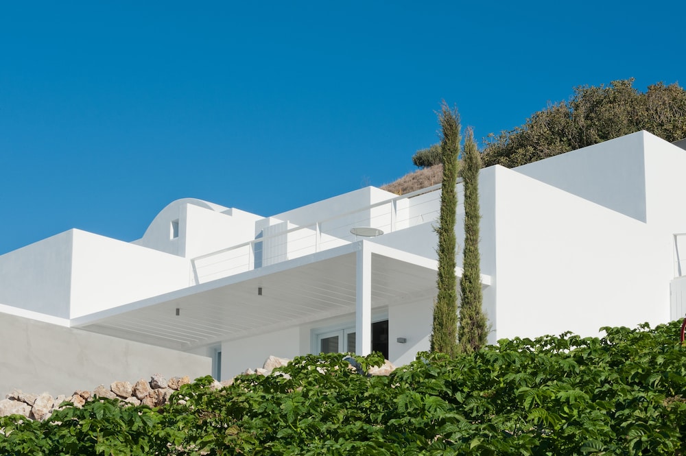 Santorini Heights