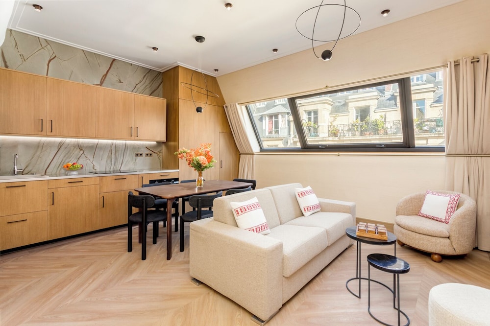 Merveil Luxury Suites - Desaix I-II
