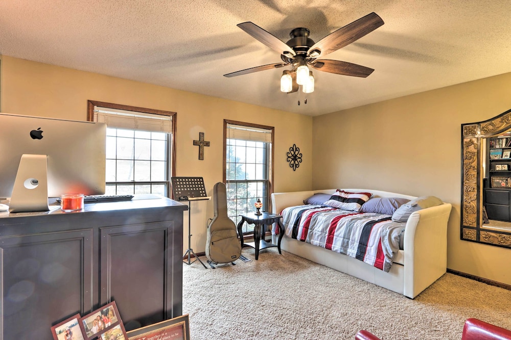 Spacious Home w/ Pond 13 Mi to Columbia! - Property Image 11