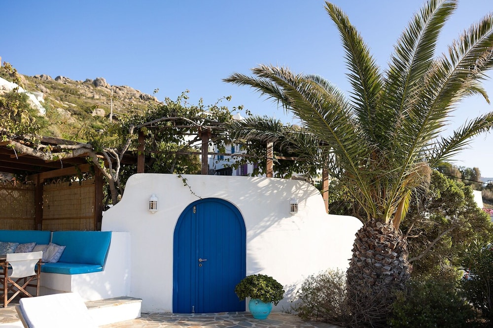 B5 Three Bedroom Home View Spectacular sea Views