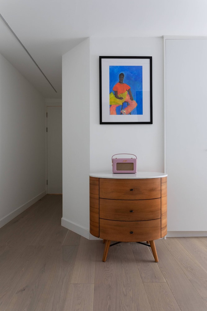Winchester Street III by Onefinestay