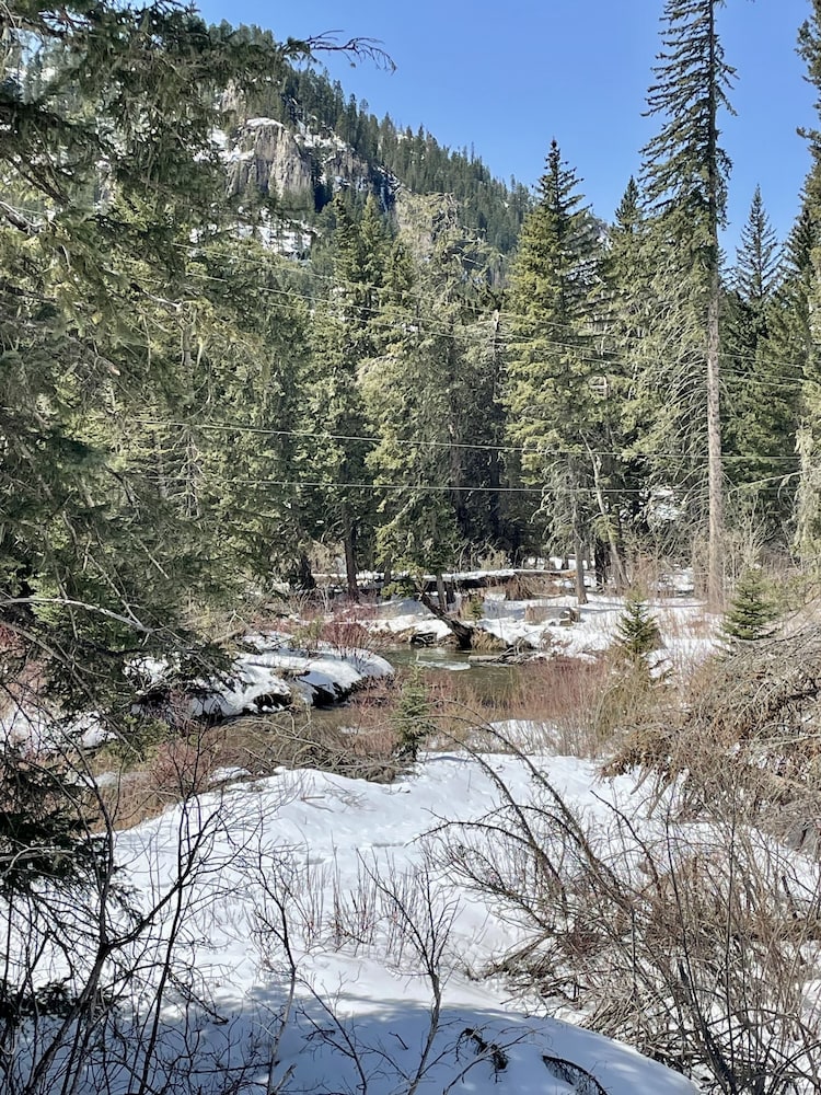 Days End Campground & RV Park