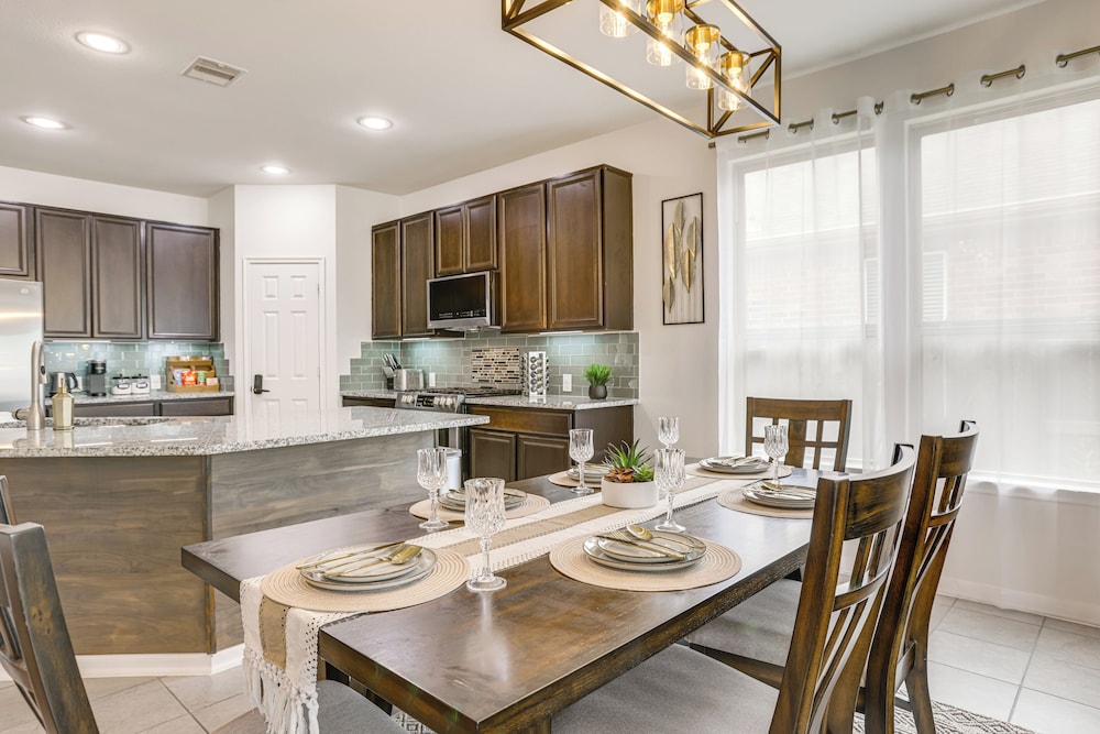 Golf, Bike, Fish & More: Family Getaway in Katy