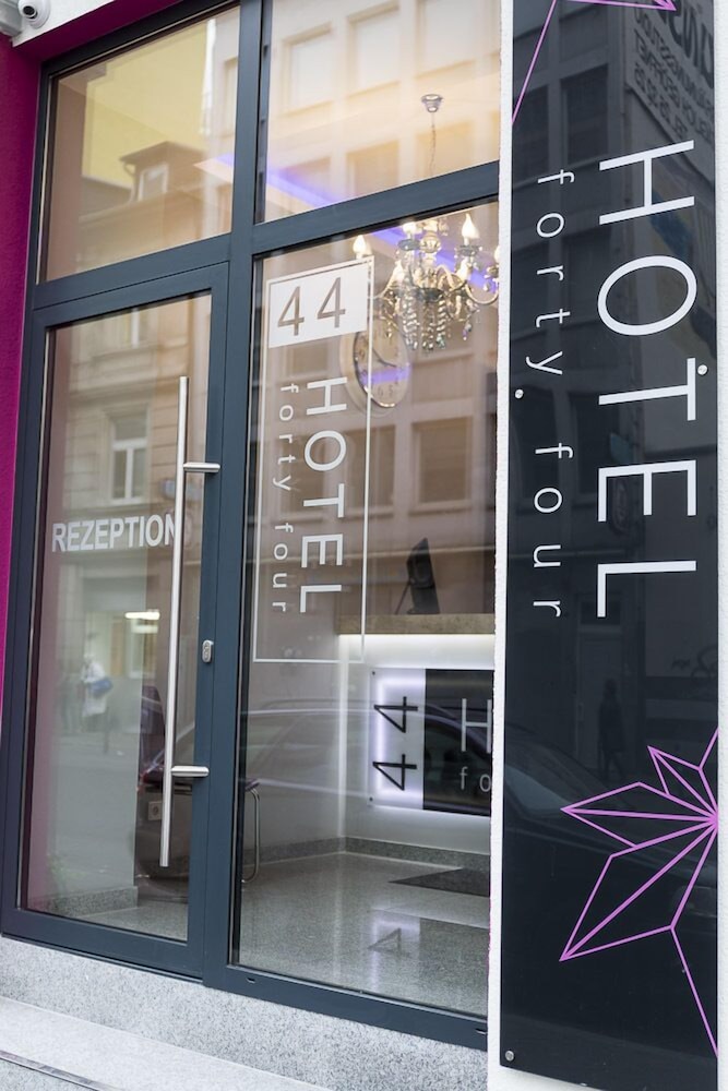 Frankfurt Vacations - Hotel Forty Four - Property Image 6