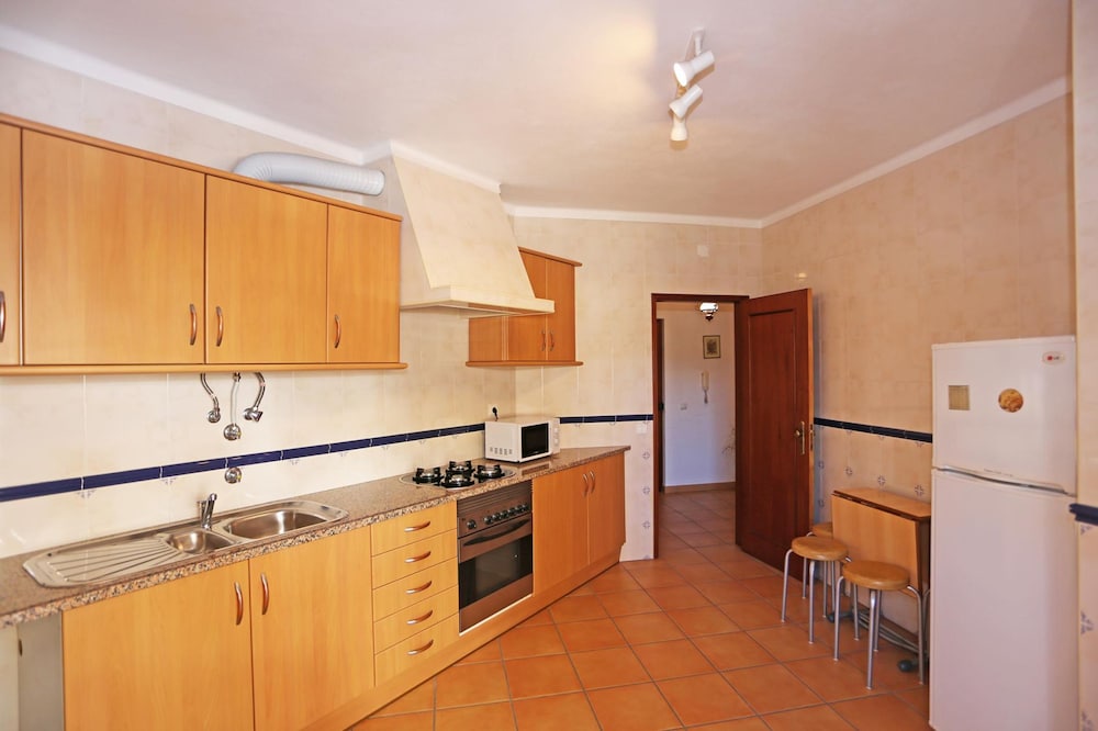 EE 02 - Bedroom 2 in Rossio Entrance Guesthouse