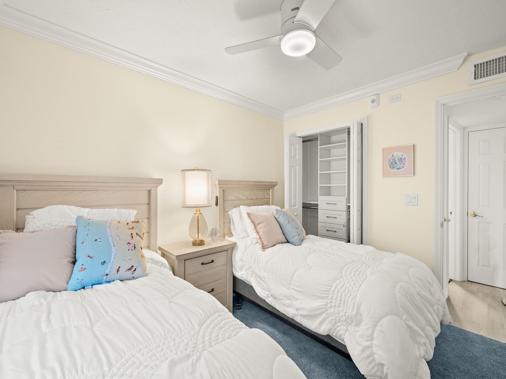 Seaside 1 by Distinctive Beach Rentals