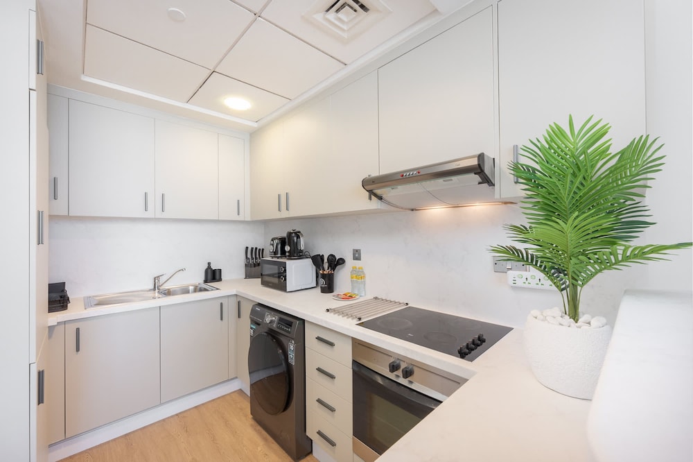 Sky Garden s Magnificent 1 Bedroom Apartment Perfect for 4