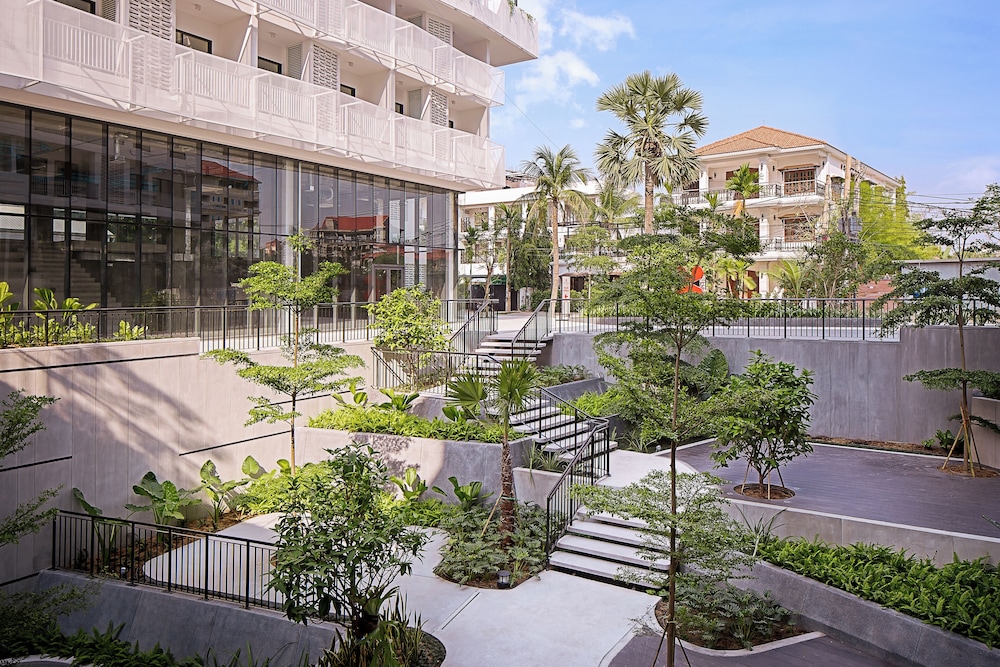 Velea at Rose Apple Square