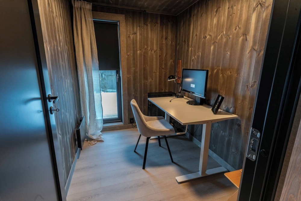 Luxury Holiday Home, Skiing, Sauna, Remote Office