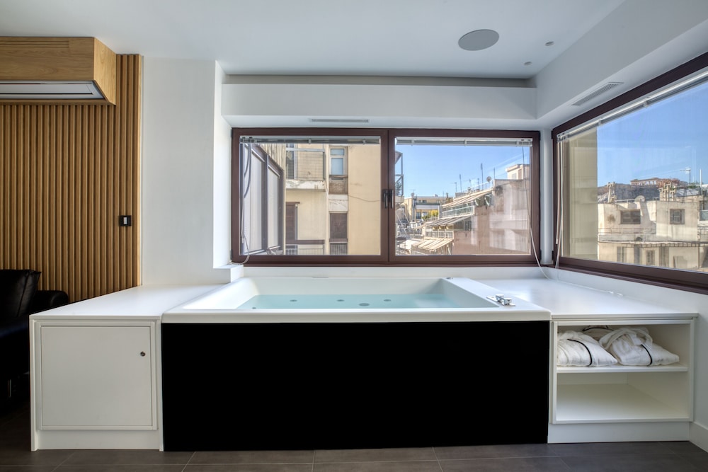 GSM Elevated Luxury Suites