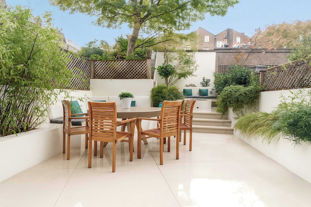 Gorgeous 3 bed House in Sloane Square With Garden