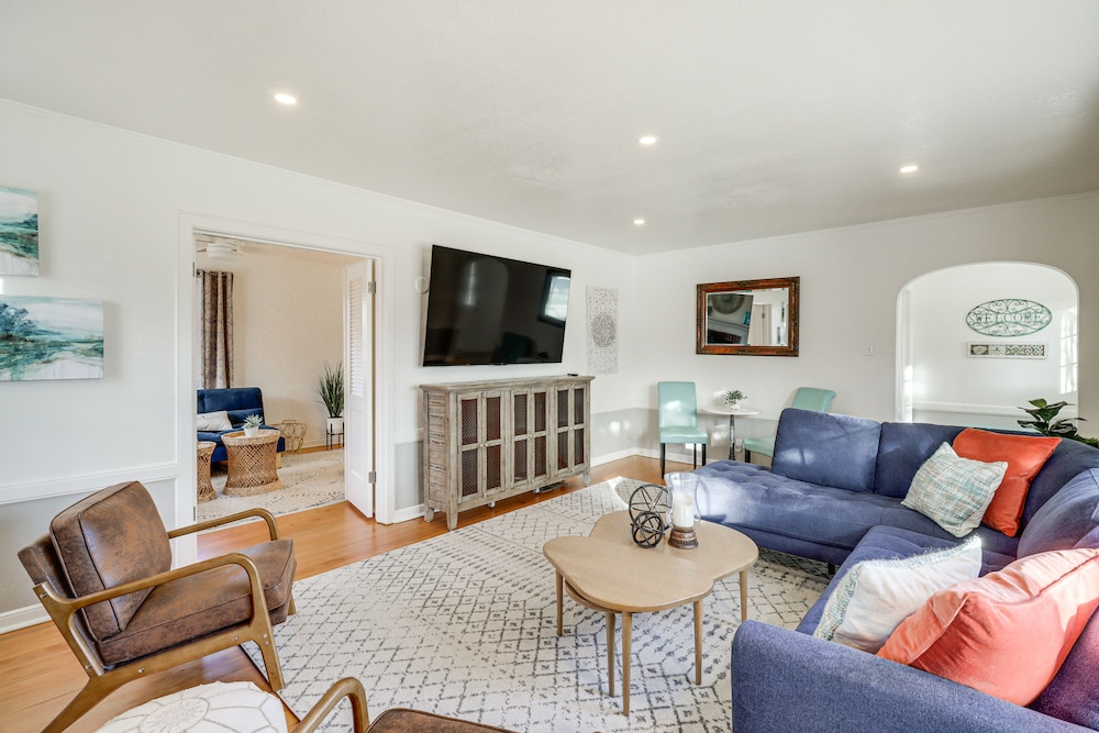 Reno Vacations - Centrally Located Reno House < 1 Mi to Midtown - Property Image 12