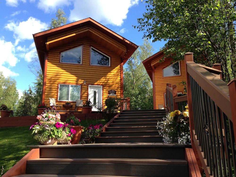 Alaska Adventure Unlimited Chalets view 2