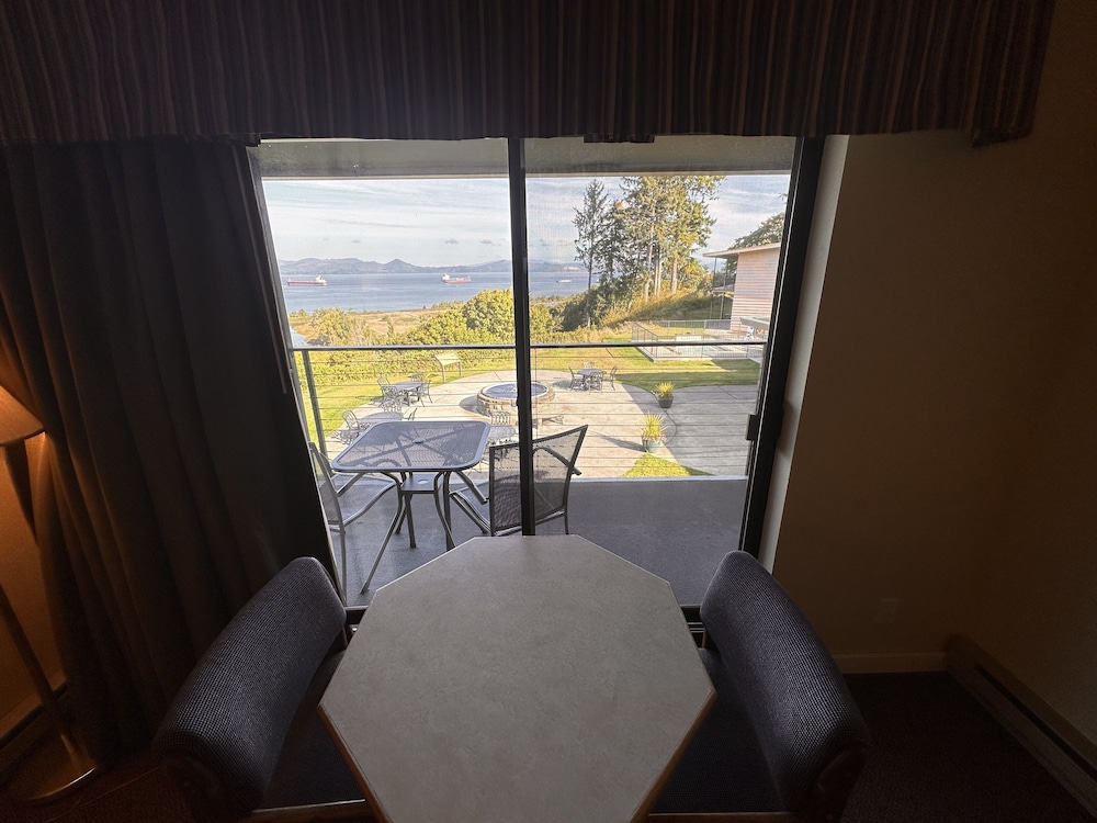 Astoria Crest Motel