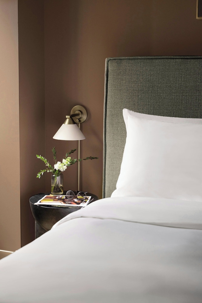 Sonder by Marriott Bonvoy Onterie Apartments Magnificent Mile