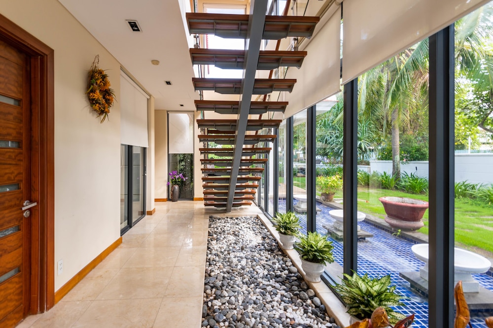 Ocean Luxury Villas Danang