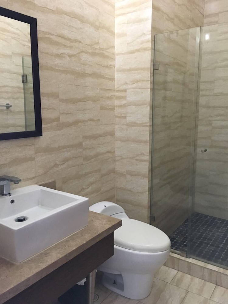 Denovo - Executive Residences