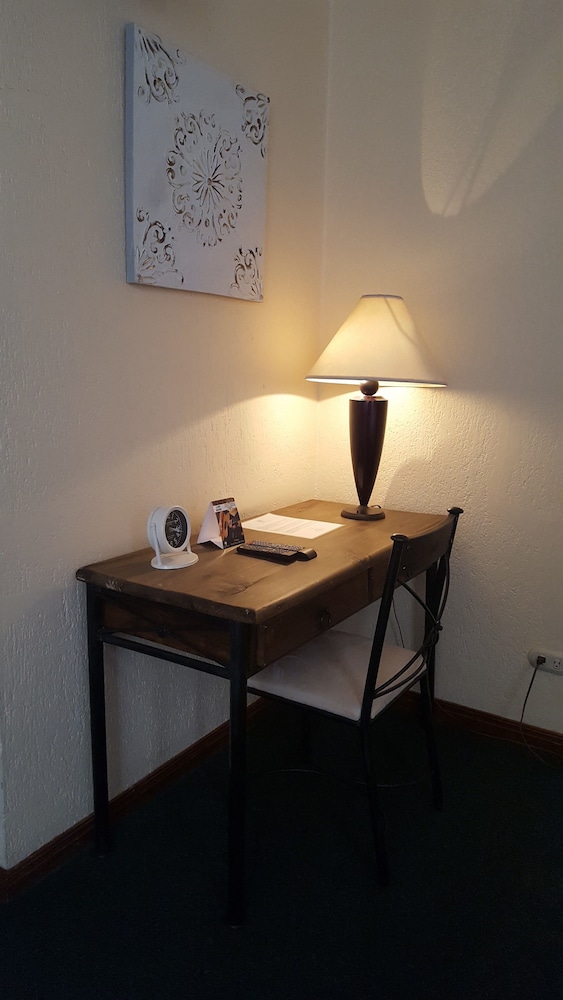 Hotel Fleur De Lys - Property Image 41