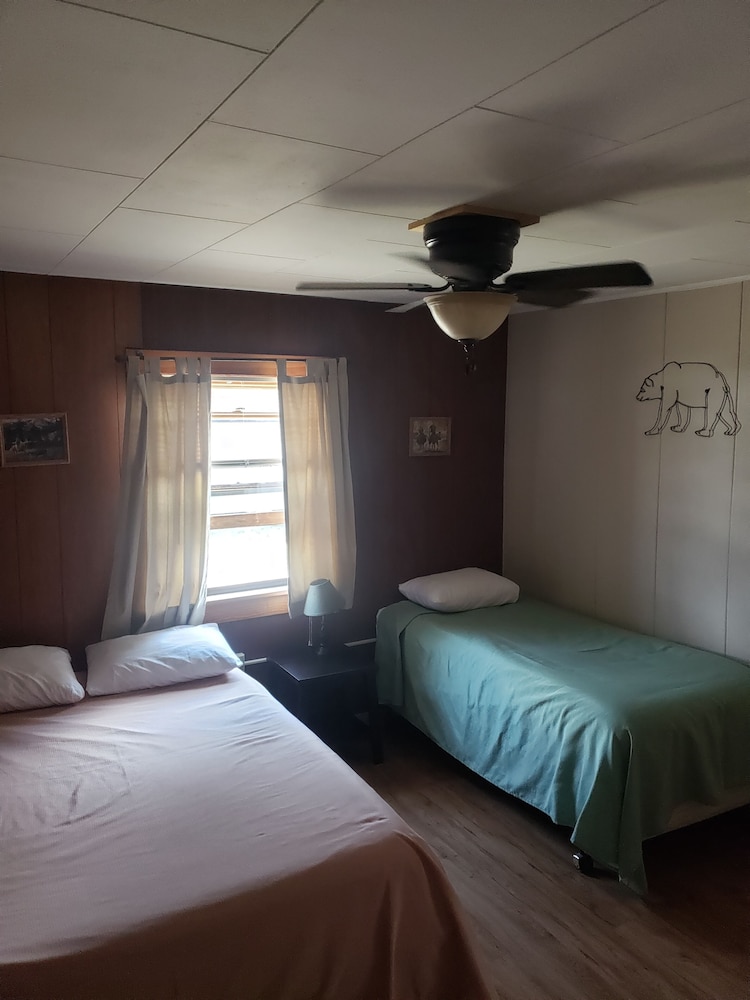 lazy bear cabins view 3