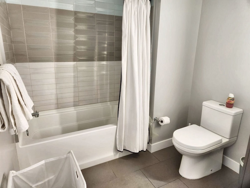 Melrose Rooftop Boutique Residences