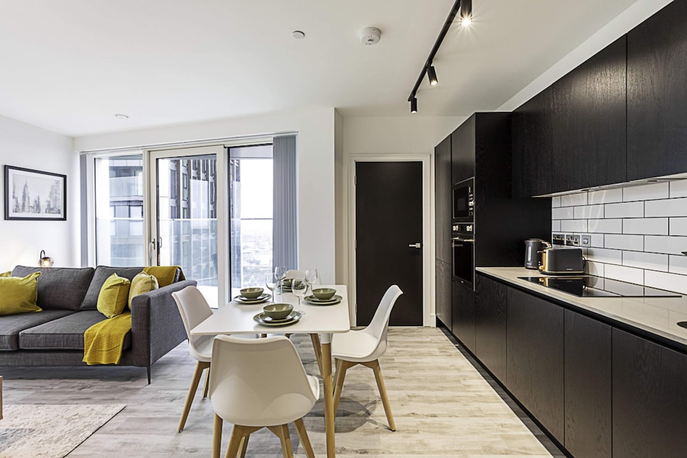 Icon Tower Flat IV