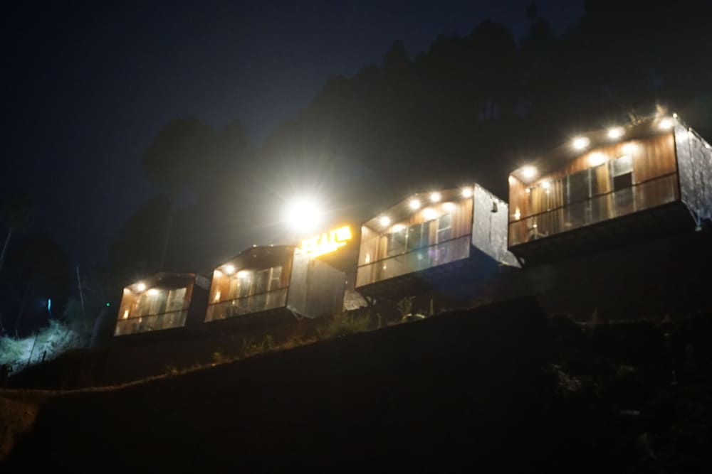 Ekaiva Resort, New Tehri : A Boutique Lake View Hotel