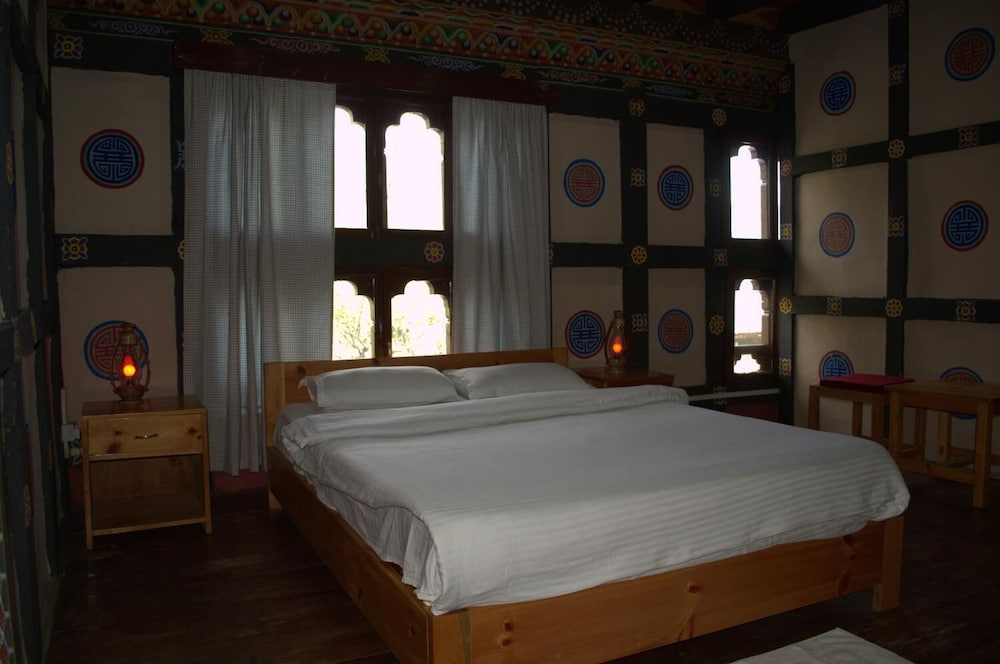 AMA's Village Lodge