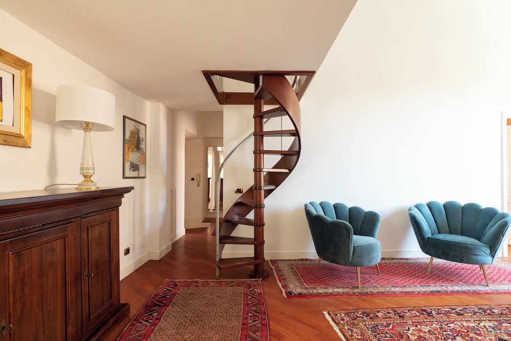 Pantheon Apartments