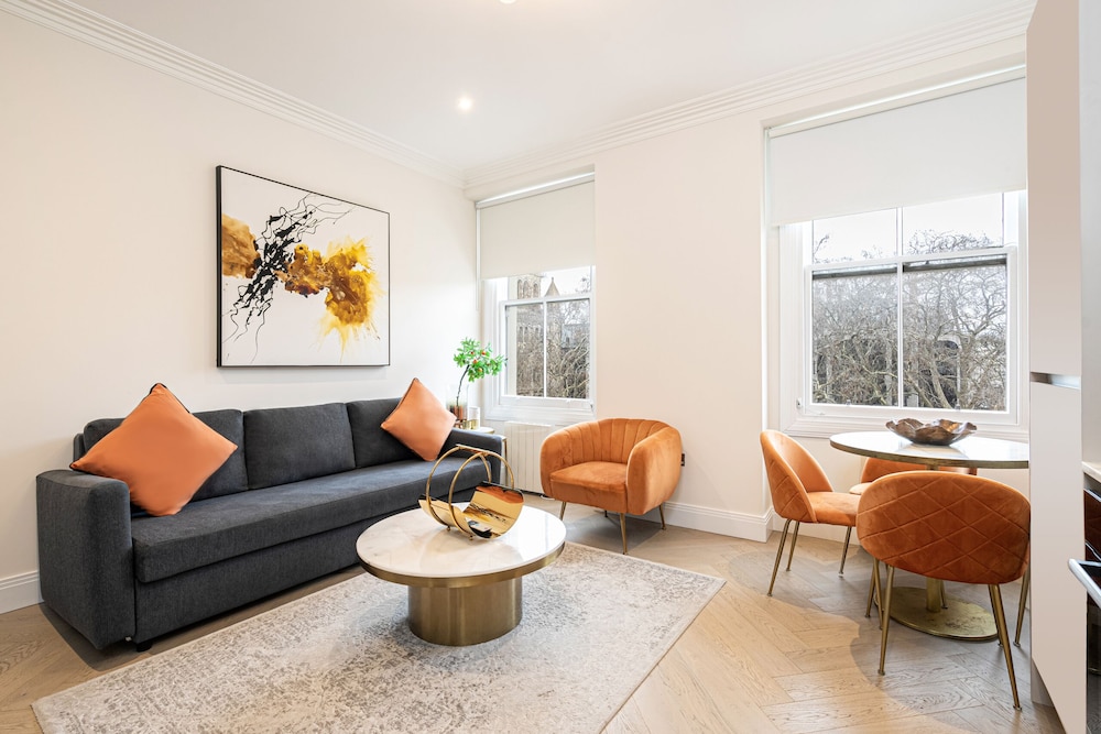 Luxury Apartments Near Harrods and the Science Museum
