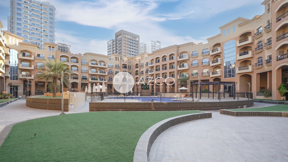 Cozy 1 BHK with City View in JVC by AZCO