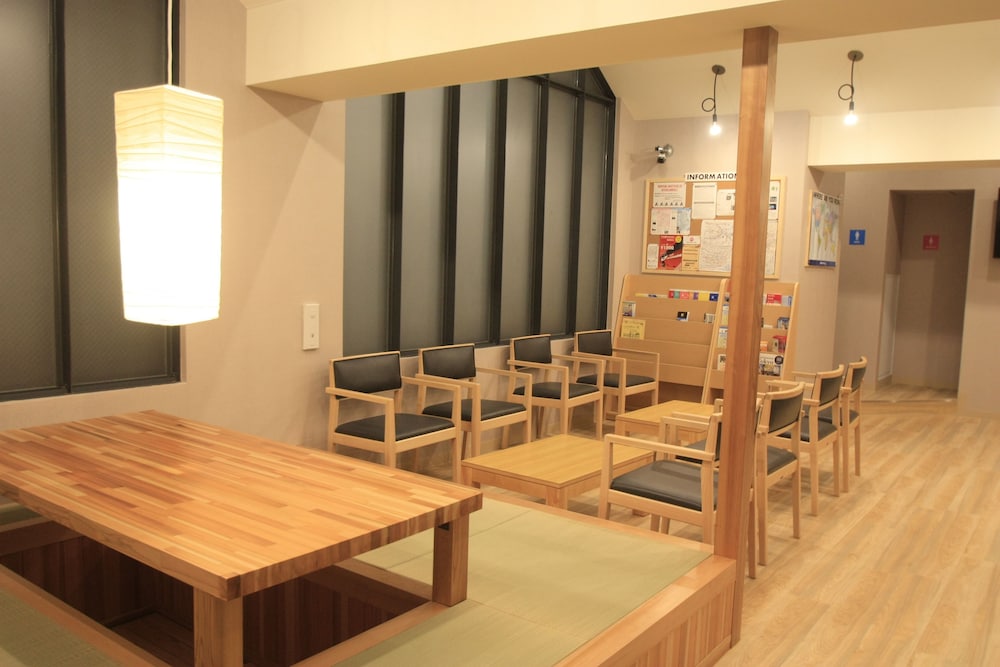 Oak Hostel Cabin, Tokyo, photo 4 of 45
