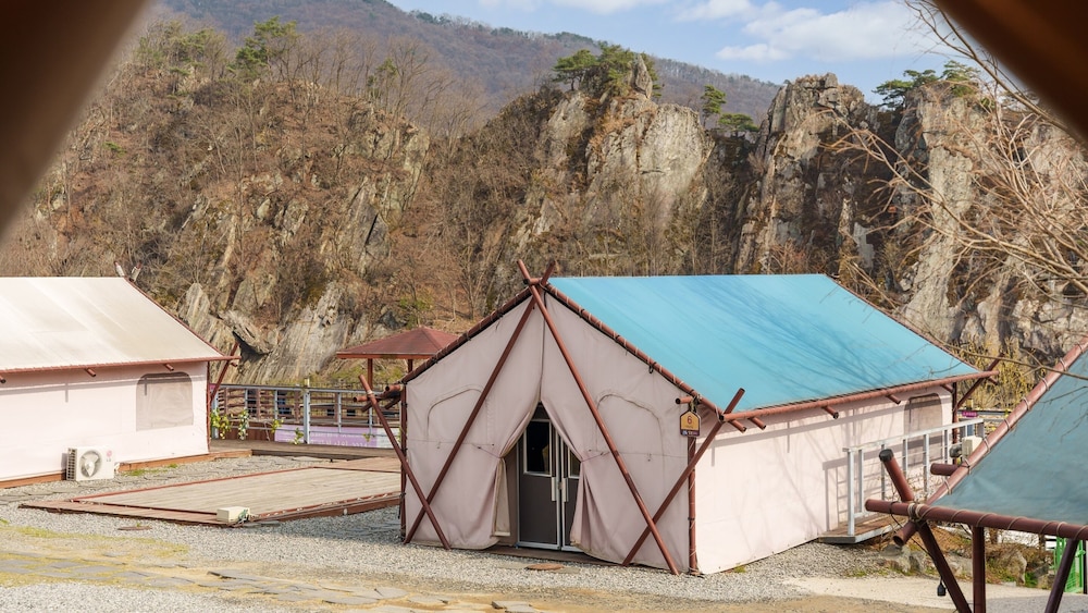 Chungju Palbong Glamping