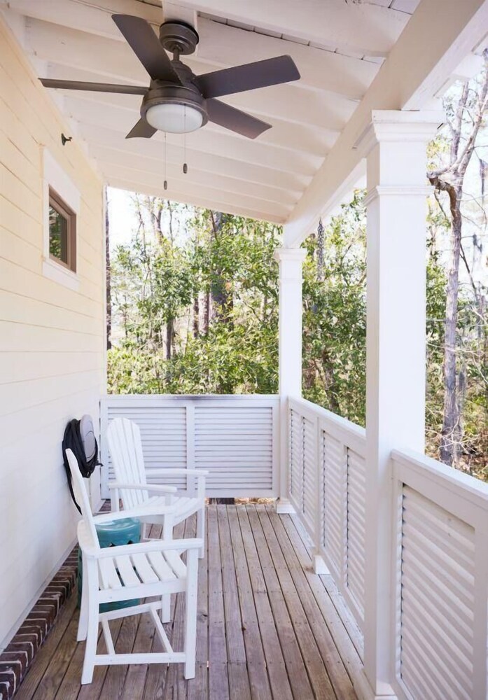 May River Breeze! 3-story Townhouse in Old Town's Promenade