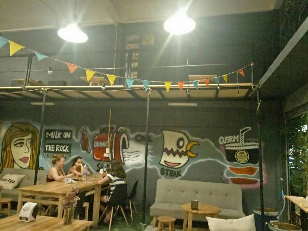 lounge